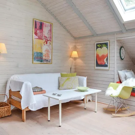 Semesterbostad One-bedroom Holiday In Dronningmølle