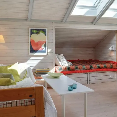 One-bedroom Holiday In *