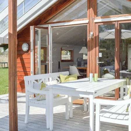 Semesterbostad One-bedroom Holiday In Dronningmølle
