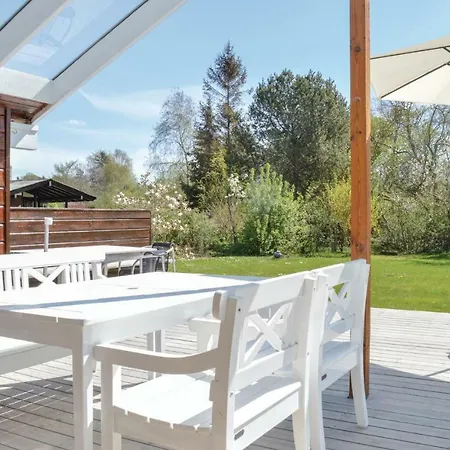 One-bedroom Holiday In Semesterbostad *