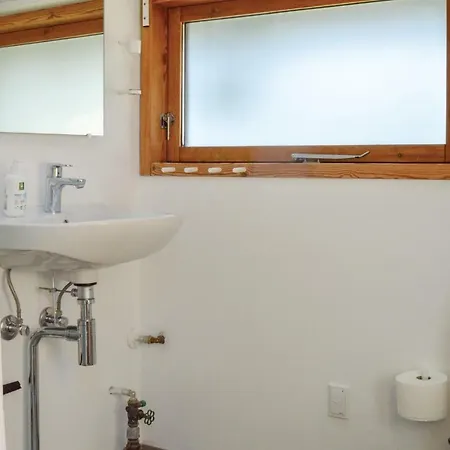 One-bedroom Holiday In Semesterbostad Dronningmølle